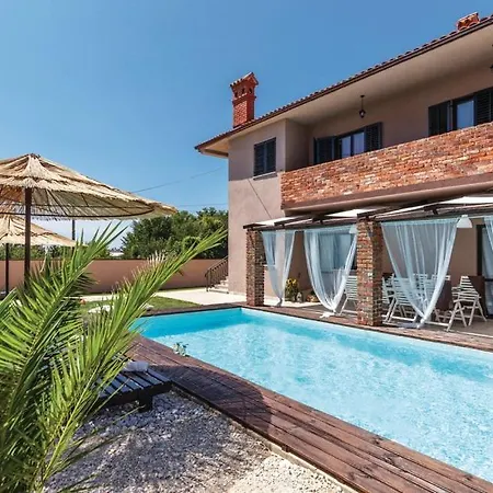 House 1751 بيت للعطل *